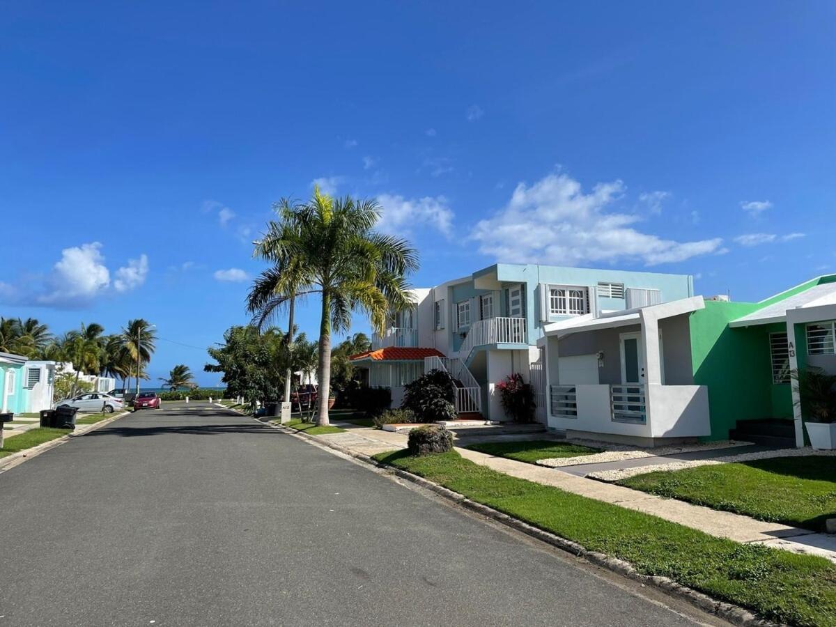 Walk To Beach Or Swim In The Pool, 4 Bedrooms Home Humacao Exterior photo